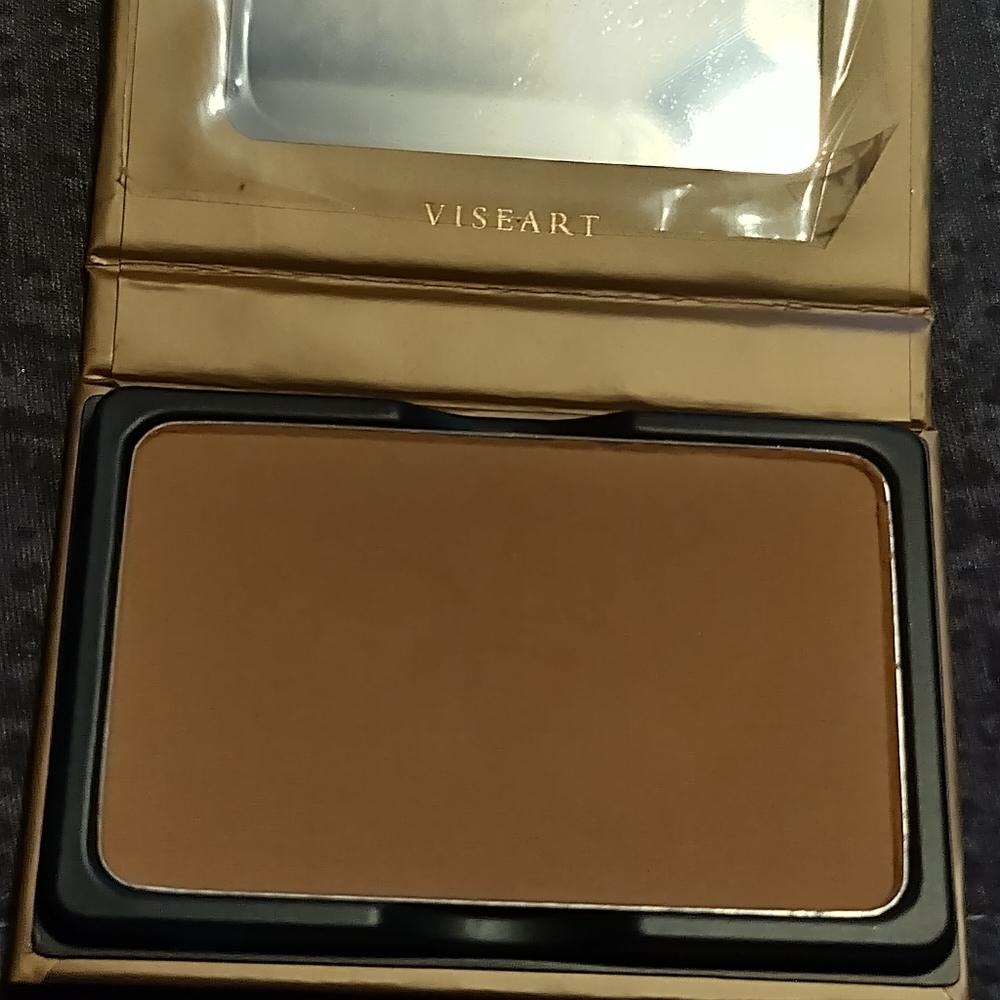 Bronzer - Picture 4 of 4